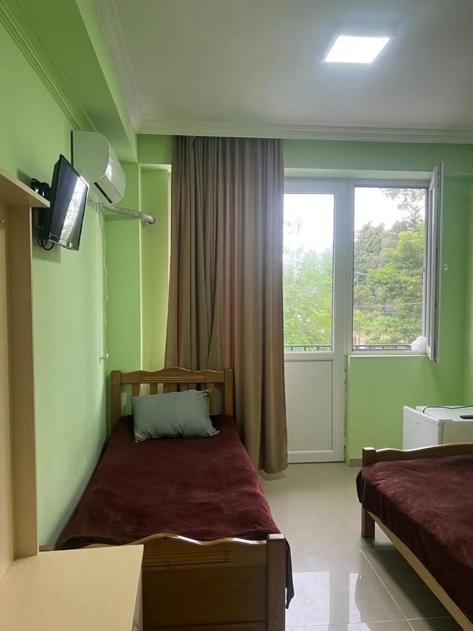 Hotel Lotus Ureki Eksteriør bilde
